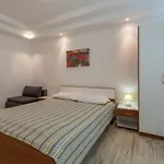 Apartments With Parking Space Novigrad - 7135 Apartment *