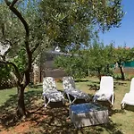 Apartments With Parking Space Novigrad - 7135 Novigrad (Istria)