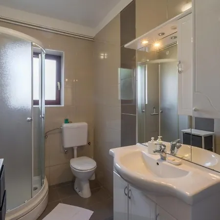 Apartments With Parking Space Novigrad - 7135 Apartment